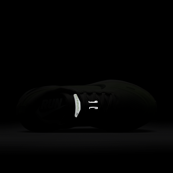 Nike Vomero Plus Barely Volt Women's - View 9