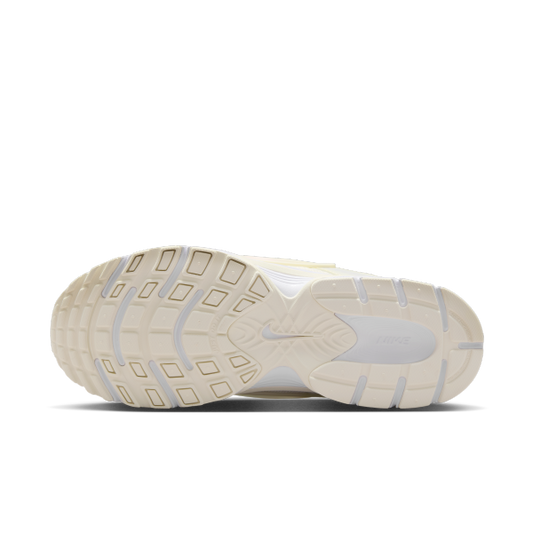 Nike V5 RNR Low top Casual City Commuting Running Shoes Women's Ecru - View 2