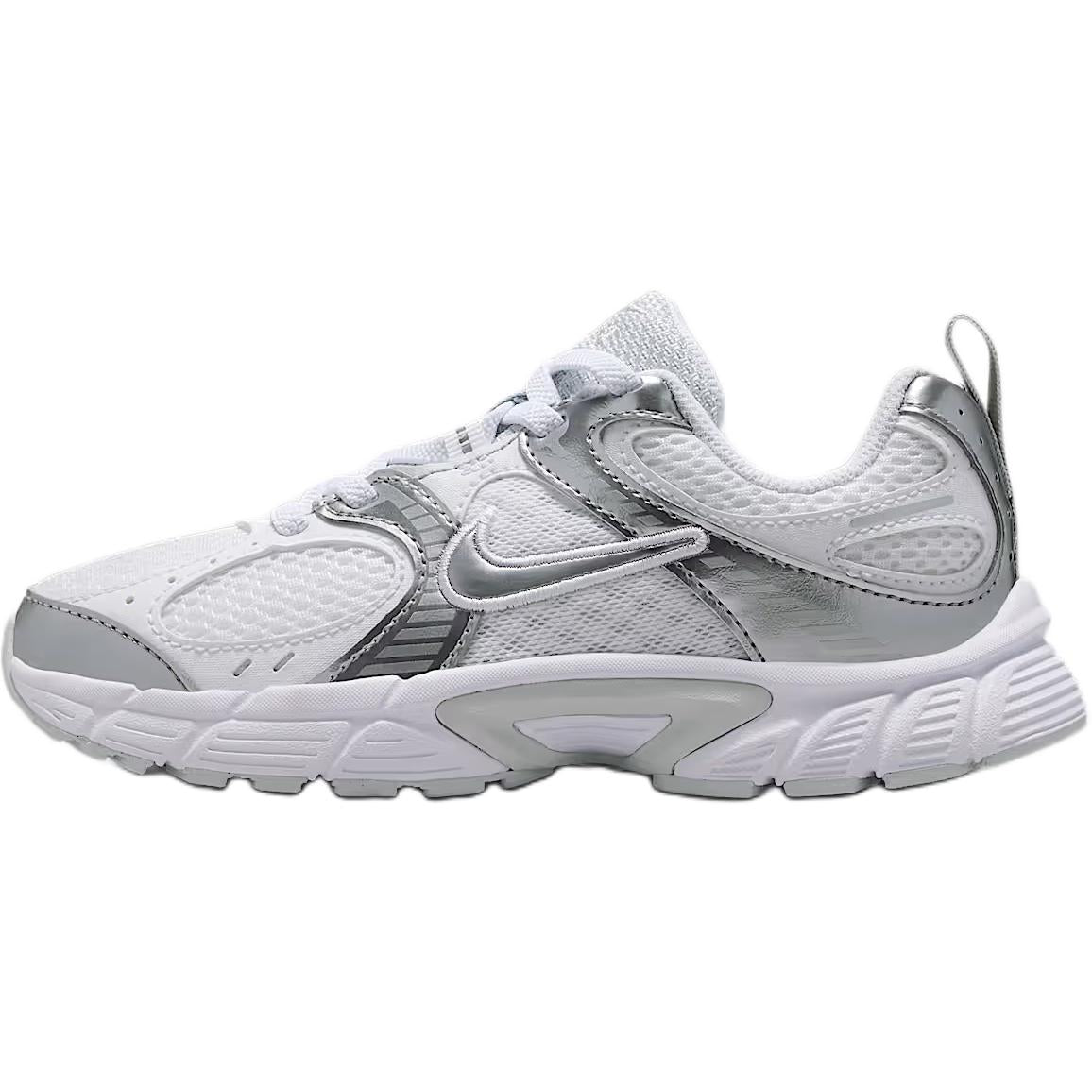 Nike V5 RNR Abrasion Resistant Low top Lifestyle Shoes Silver