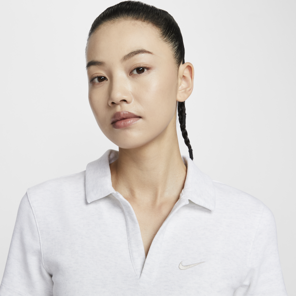 Nike T Shirts Women's White Lapel Moderate Other - View 3