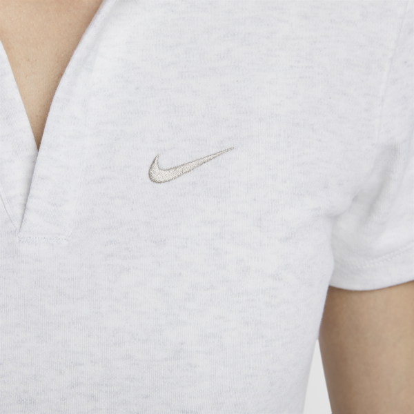 Nike T Shirts Women's White Lapel Moderate Other - View 4