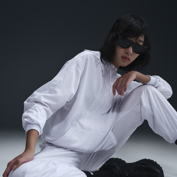 Nike Jackets & Coats Women's White - View 3