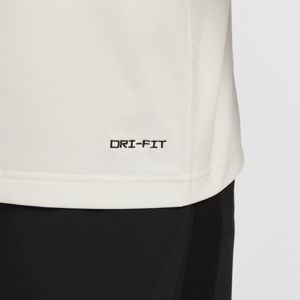 Nike T Shirts Men's White Crew Neck Moderate Straight Fit - View 5