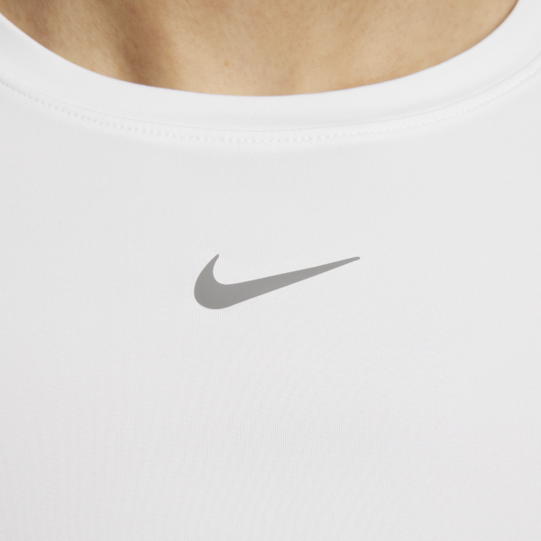 Nike T Shirts Women's White Crew Neck - View 4