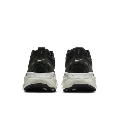 Nike Vomero 18 Black Coconut Milk Light Iron Ore Summit White - View 6