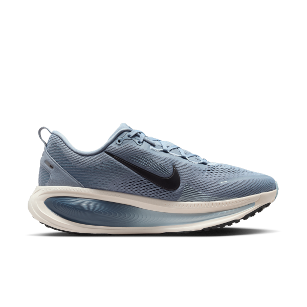 Nike Vomero 18 Abrasion Resistant Low top Casual Running Shoes Men's Gray White - View 3