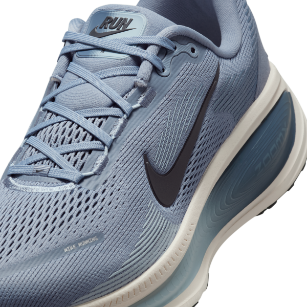 Nike Vomero 18 Abrasion Resistant Low top Casual Running Shoes Men's Gray White - View 7