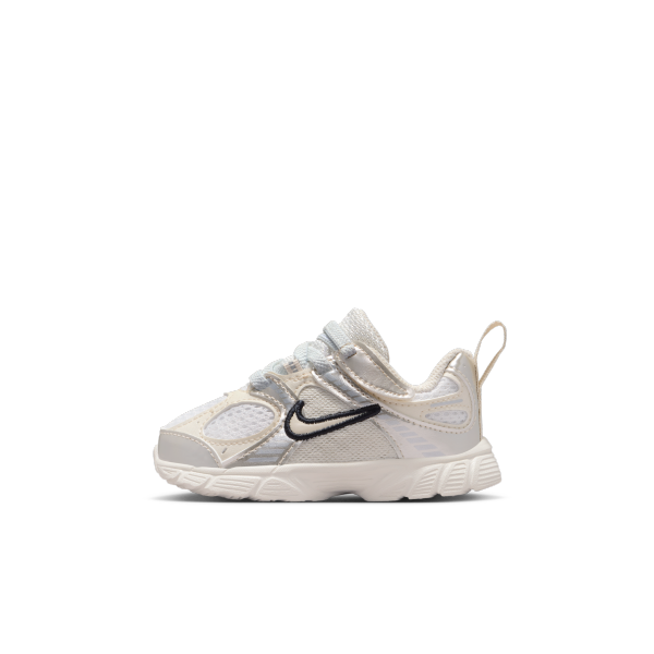 Nike V5 RNR Low top Toddler Shoes Beige Pink White Infant And Toddler - View 1