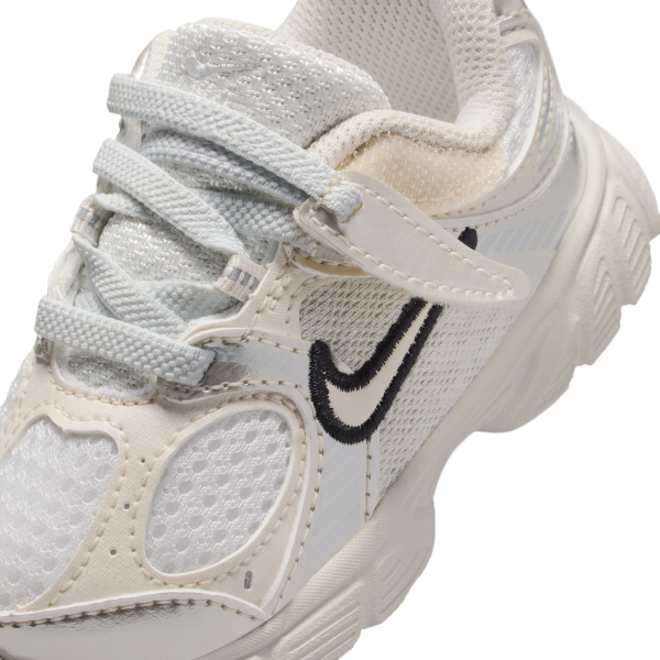 Nike V5 RNR Low top Toddler Shoes Beige Pink White Infant And Toddler - View 7