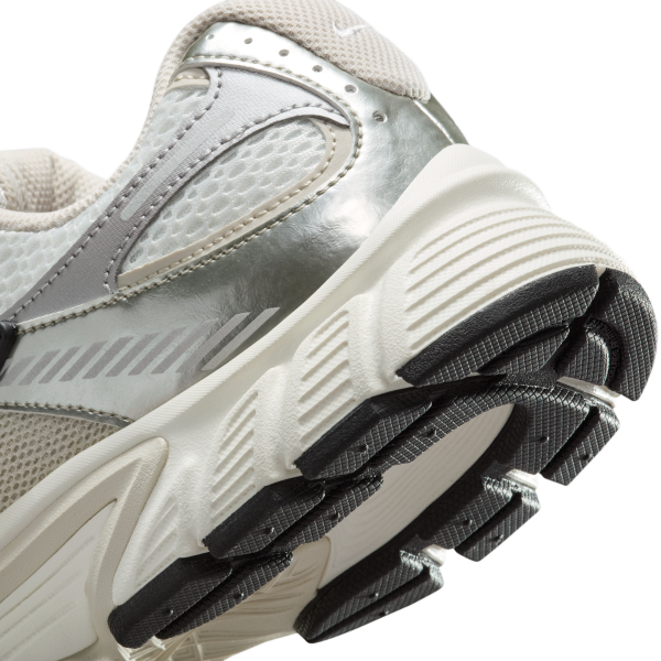 Nike V5 RNR Lightweight Running Shoes Beige — Rescued #1