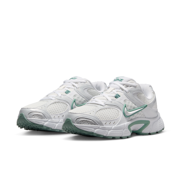 Nike V5 RNR Abrasion Resistant Abrasion Resistant Low top Casual Running Shoes White — Rescued #1