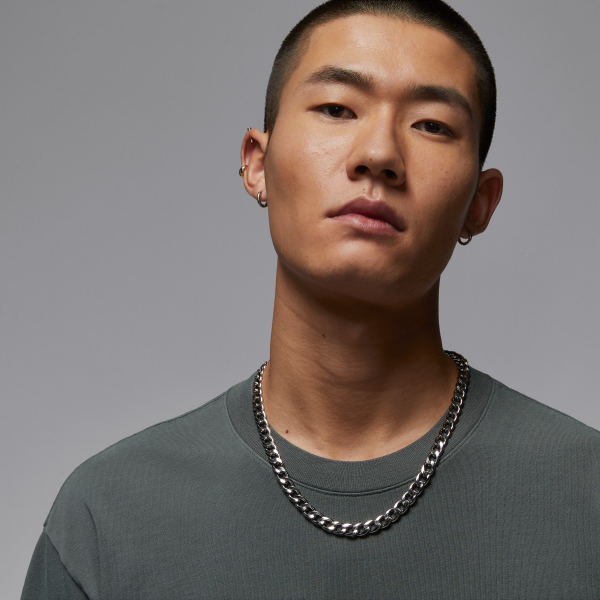 Jordan Flight Essentials Men's T Shirt - View 3