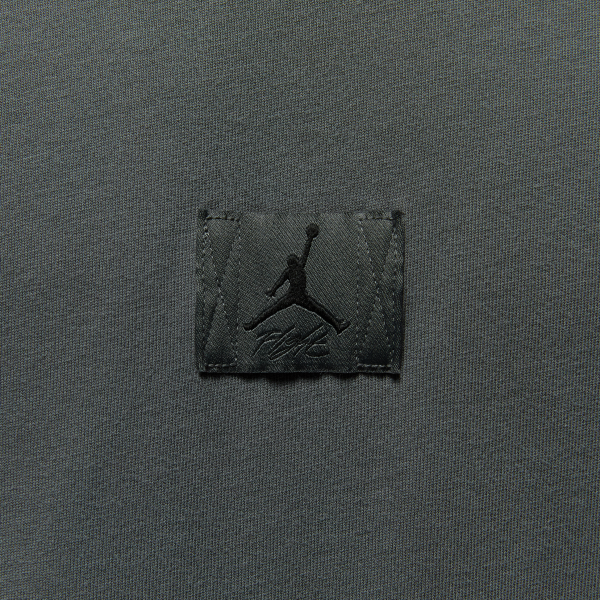 Jordan Flight Essentials Men's T Shirt - View 4