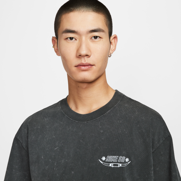 Nike SB T Shirts Men's Gray Black Crew Neck Moderate Straight Fit - View 3