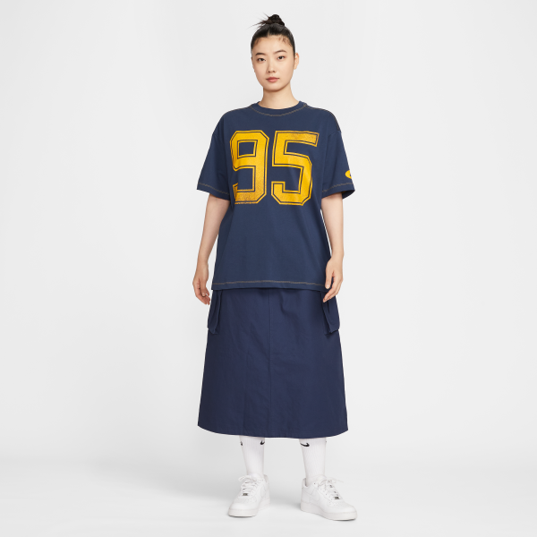 Nike Sportswear Women's Graphic T Shirt - View 7