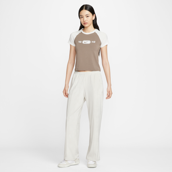 Nike Sportswear Chill Knit Women's Slim Graphic T-Shirt - View 5