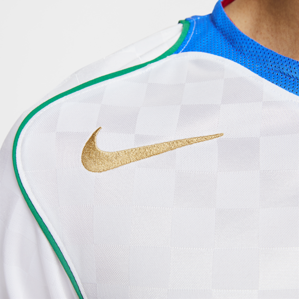 Nike Total 90 T-shirt - View 4