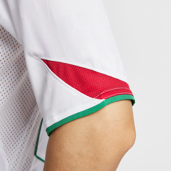 Nike Total 90 T-shirt - View 6