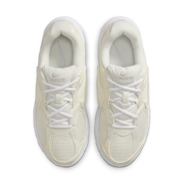 Nike V5 RNR Low top Casual City Commuting Running Shoes Women's Ecru - View 4