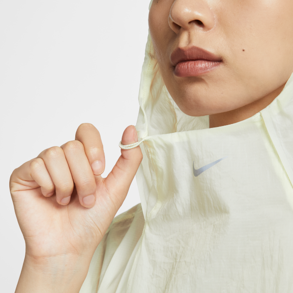 Nike Swoosh Run Division Jacket Women's - View 4