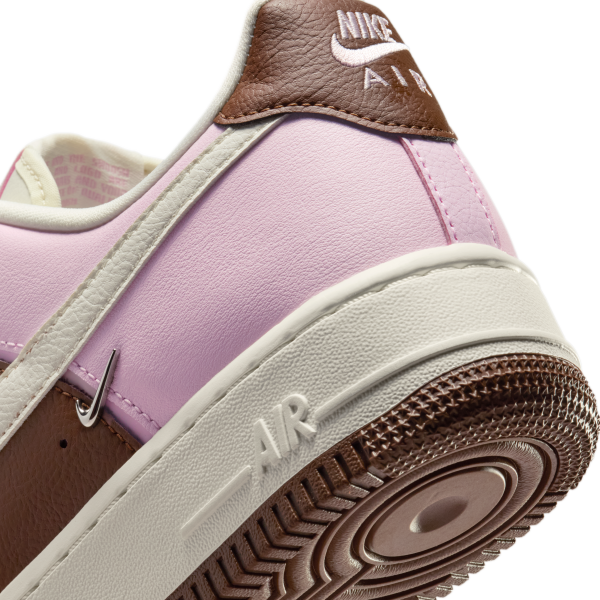 Nike Air Force 1 Leather Low top Skateboard Shoes Women's - View 8