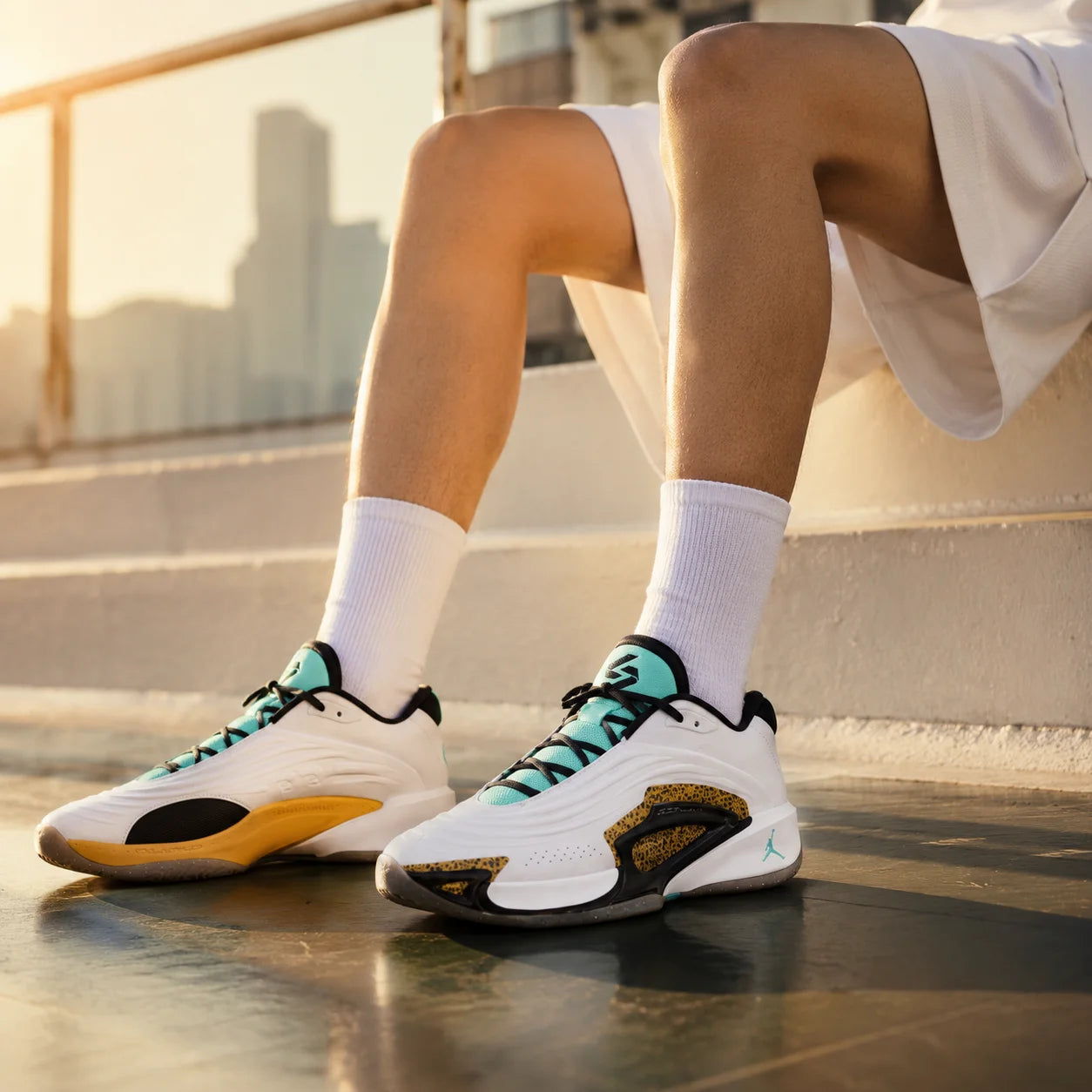 Jordan Luka 3 Slip Resistant Abrasion Resistant Low top Basketball Shoes White Asian Version — Rescued #1