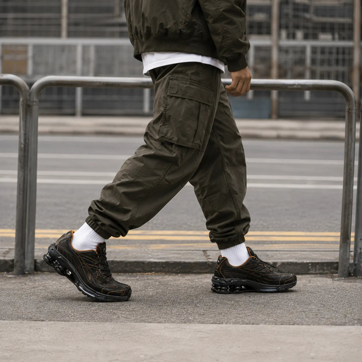 Nike Shox Ride 2 Premium 'Black/Lt British Tan' — Rescued #2