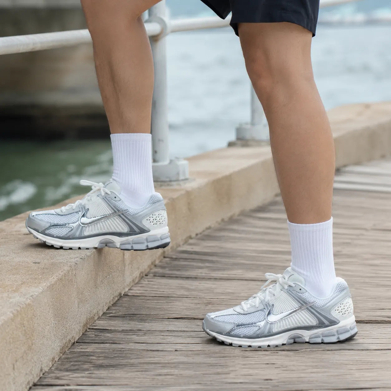 Nike Zoom Vomero 5 Breathable Support Casual Running Shoes White Silver Gray — Rescued #1