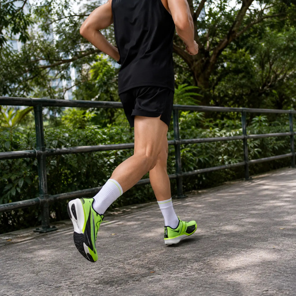 Nike Rival Fly 4 Running Shoes Neon Green — Rescued #1
