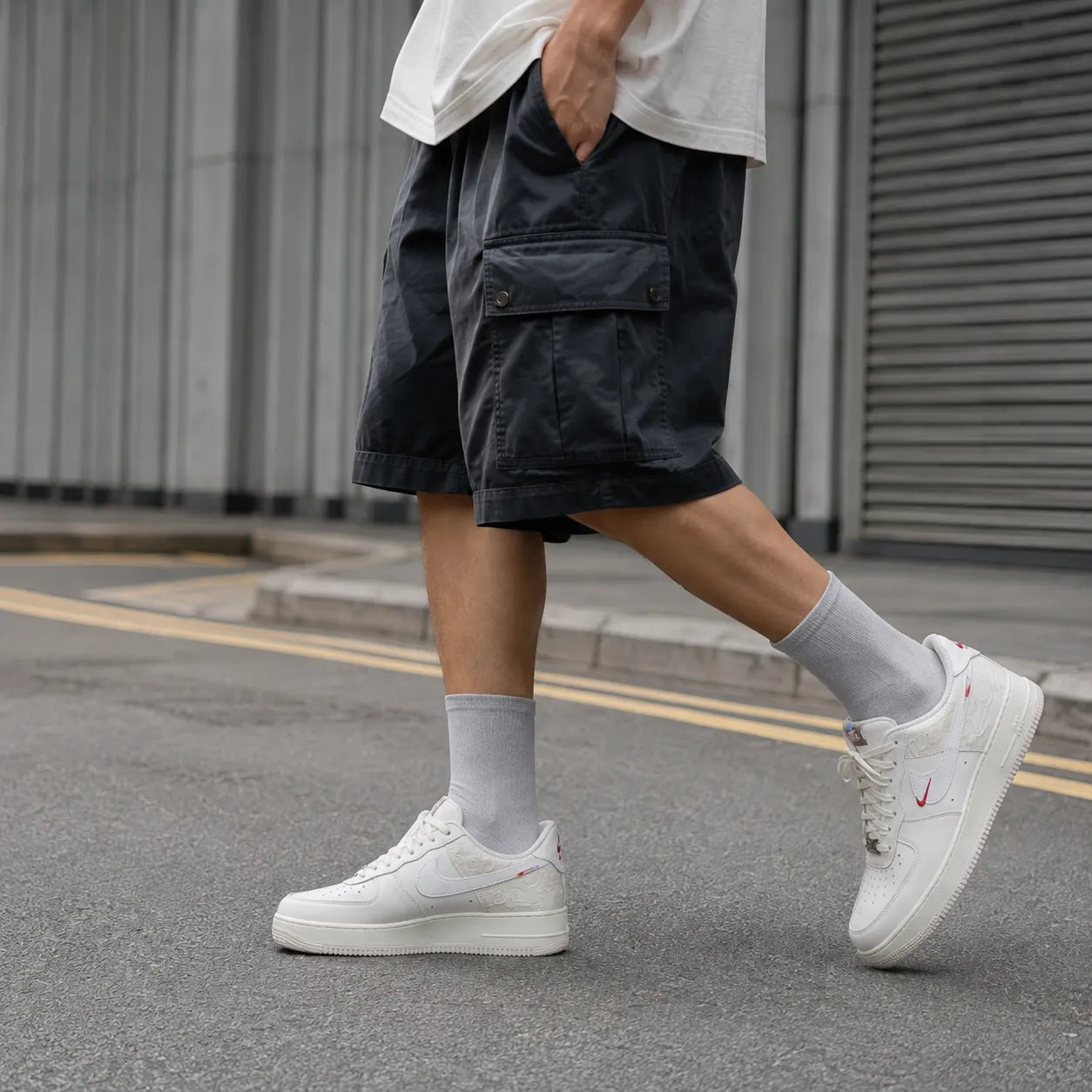 Nike Air Force 1 Synthetic Leather, Split Cow Leather Low top Skateboard Shoes White — Rescued #1